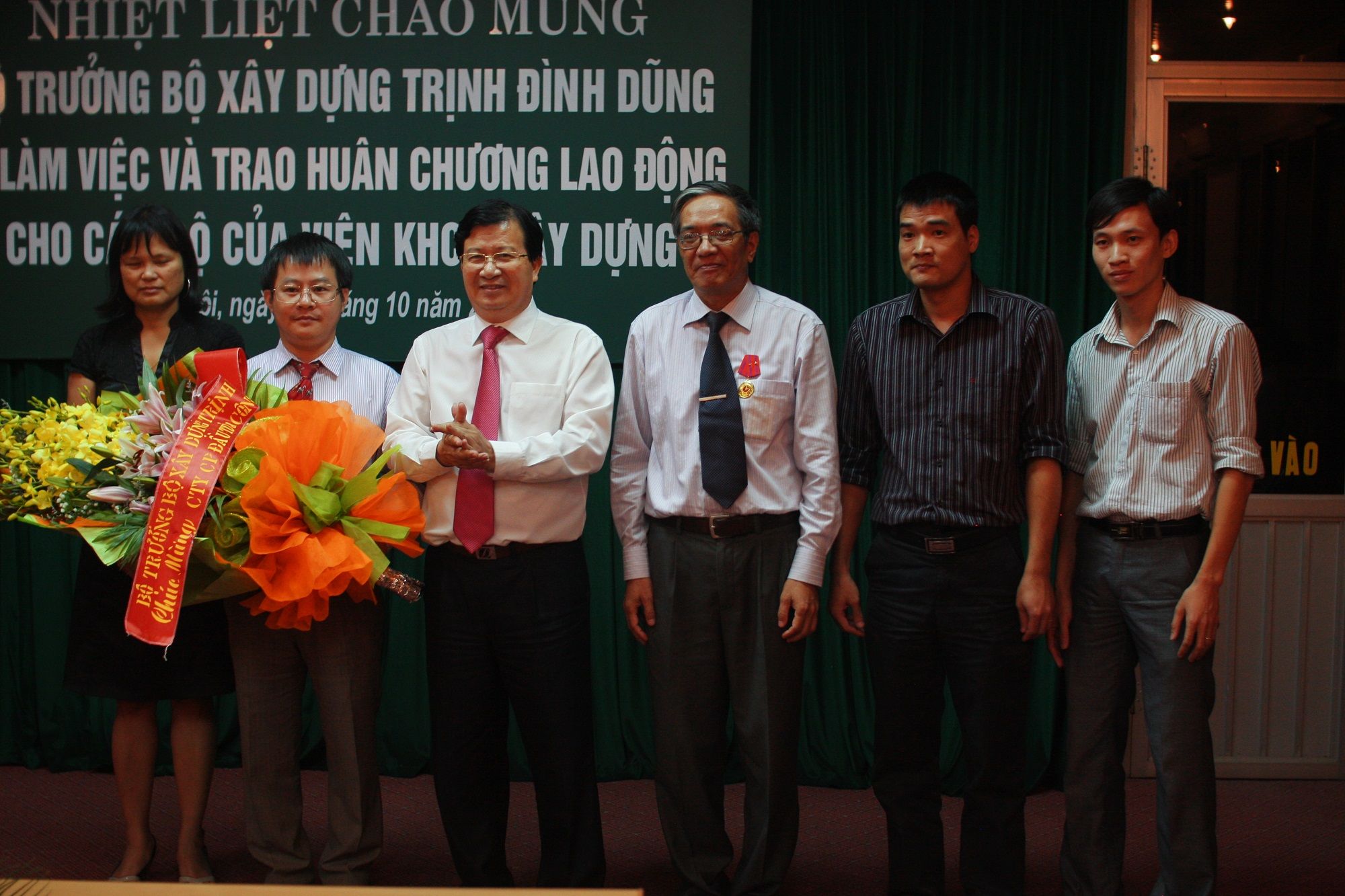 Công ty cổ phần Đầu tư và Công nghệ Xây dựng IBST (IBST COTEC)